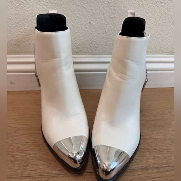 Katy Perry Collections Shoes - Katy Perry White Ankle Boots Silver Metal Toe Western Booties Size 8
